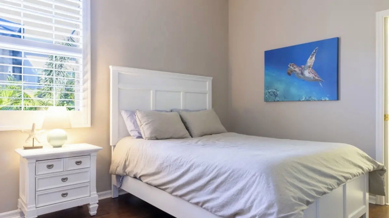 Photo of Bedroom in Bird Key