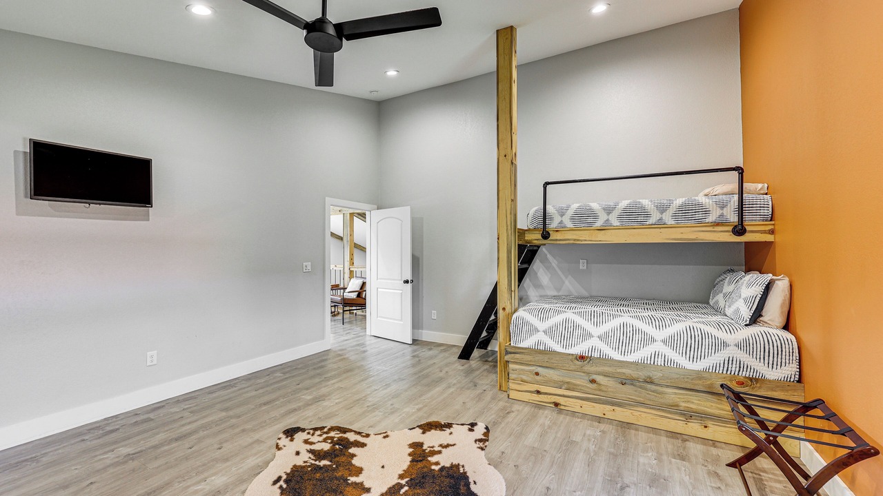 Photo of Bedroom in Glenwood