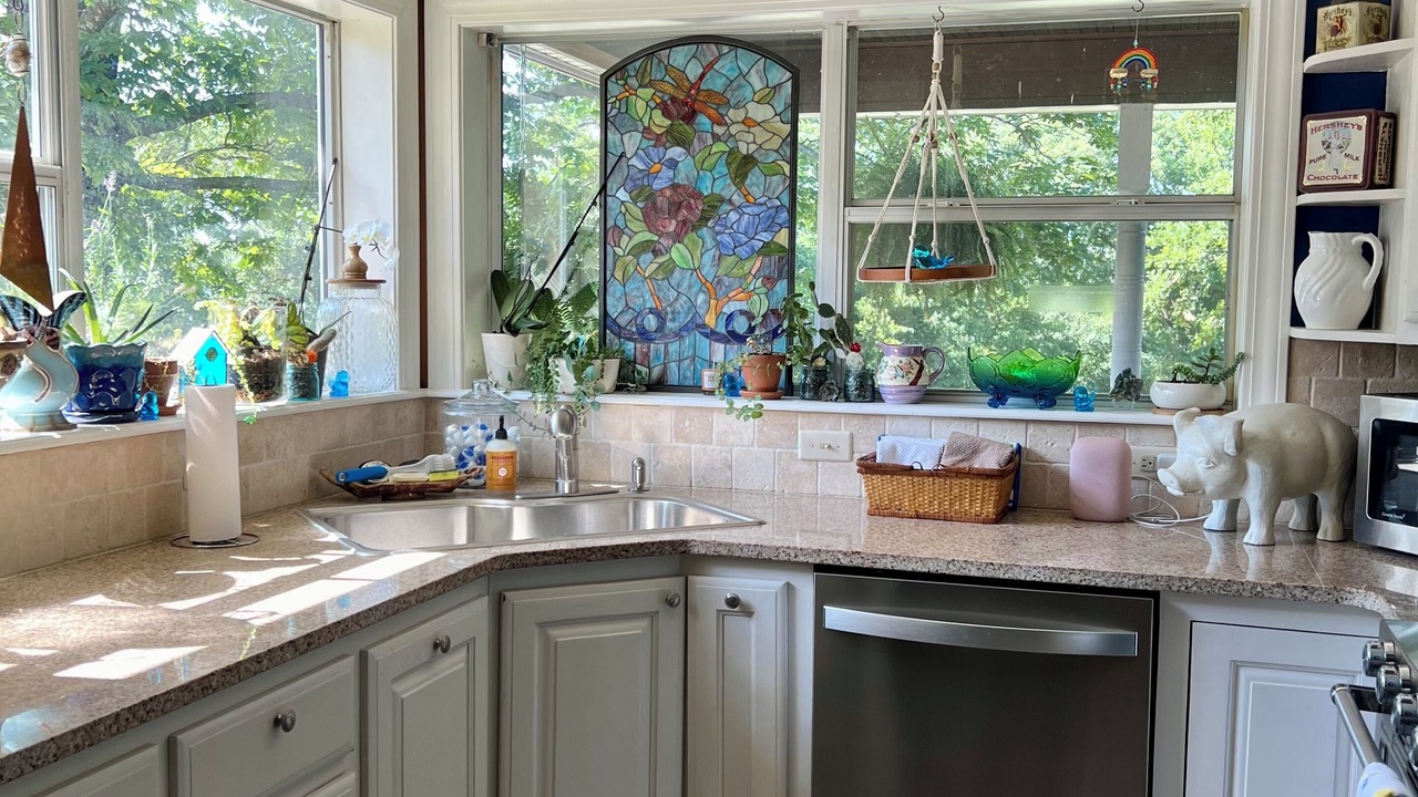Photo of Kitchen in Eureka Springs