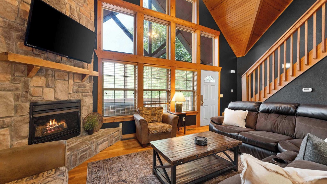 Photo of Livingroom in Branson West