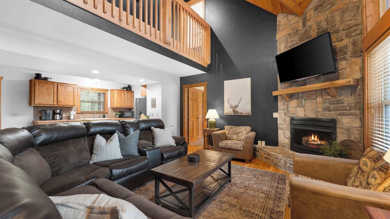 Photo of Bedroom in Branson West