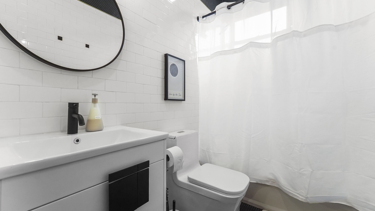 Photo of Bathroom in North Ironbound