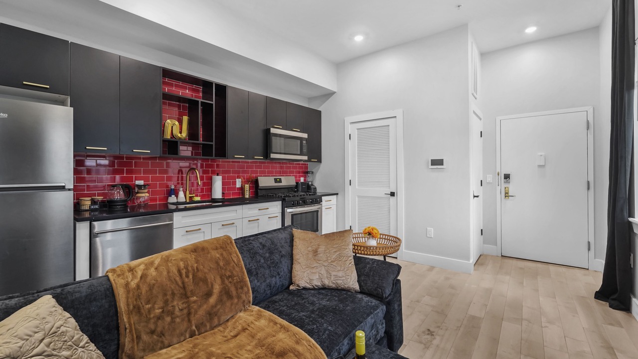Photo of Livingroom in North Ironbound