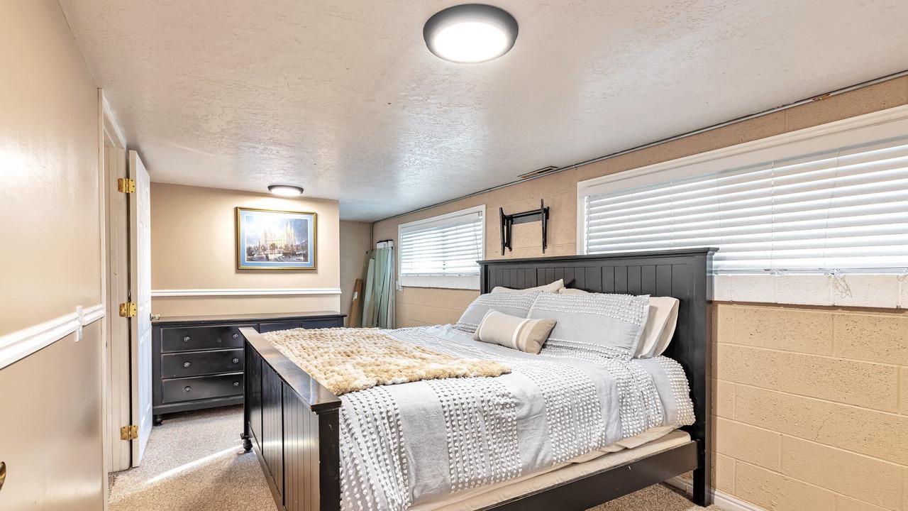 Photo of Bedroom in Canyon Rim