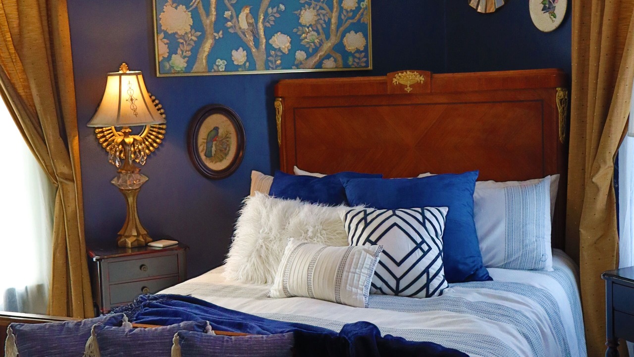Photo of Bedroom in Cooper-Young Historic District