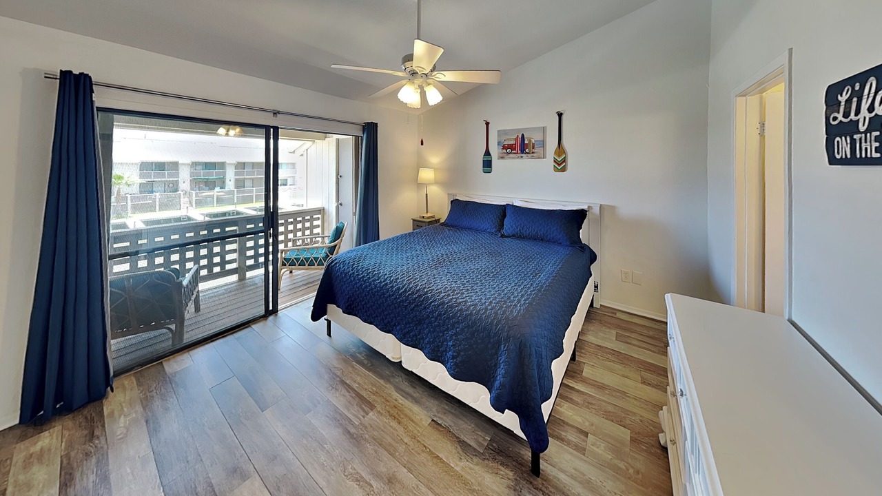 Photo of Patio Balcony in Harbor Oaks