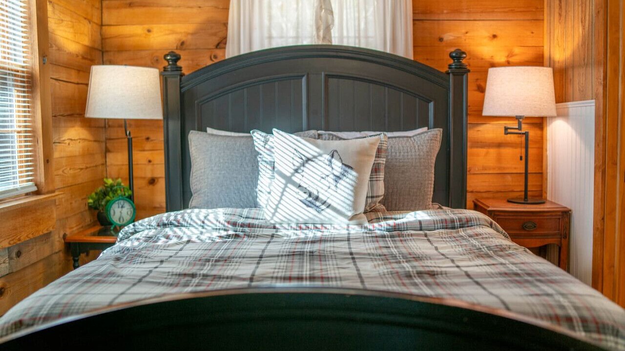 Photo of Bedroom in Eureka Springs