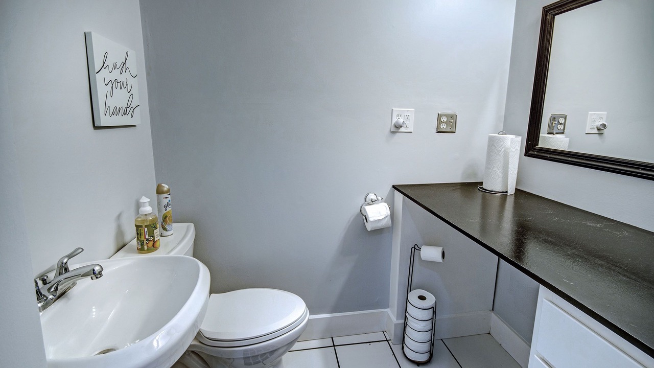 Photo of Bathroom in Fondren