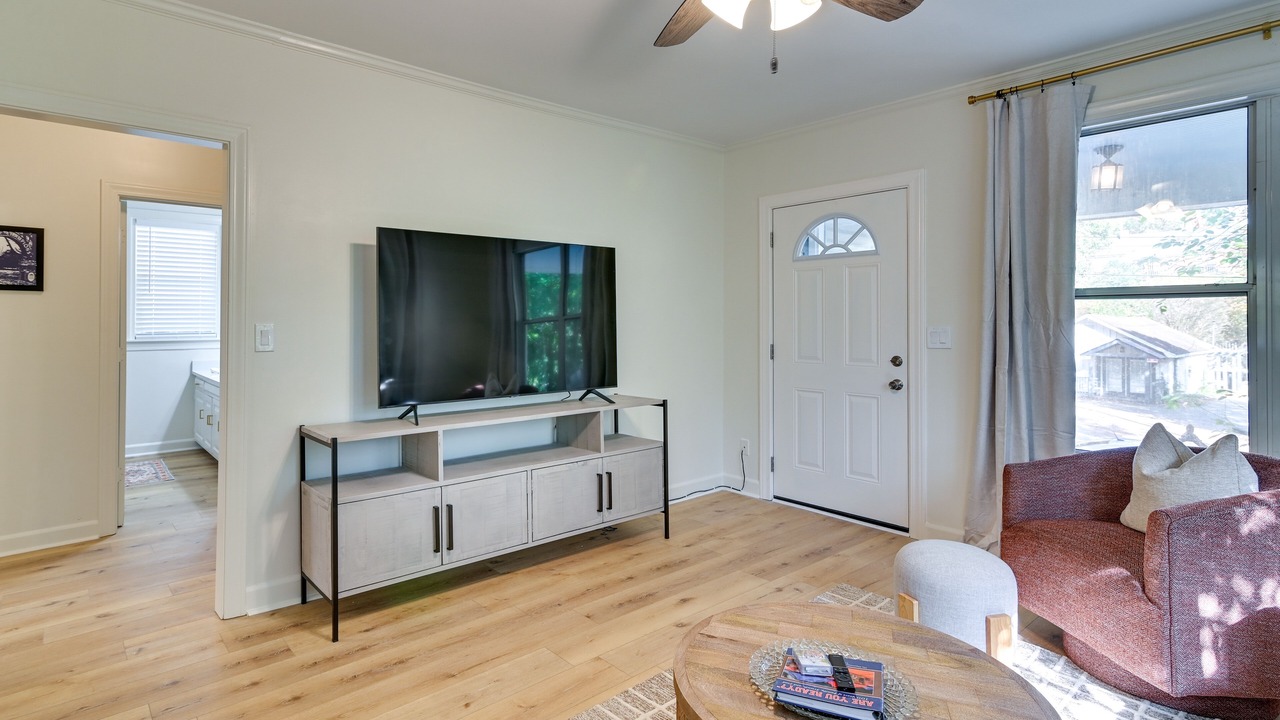 Photo of Livingroom in Oxford