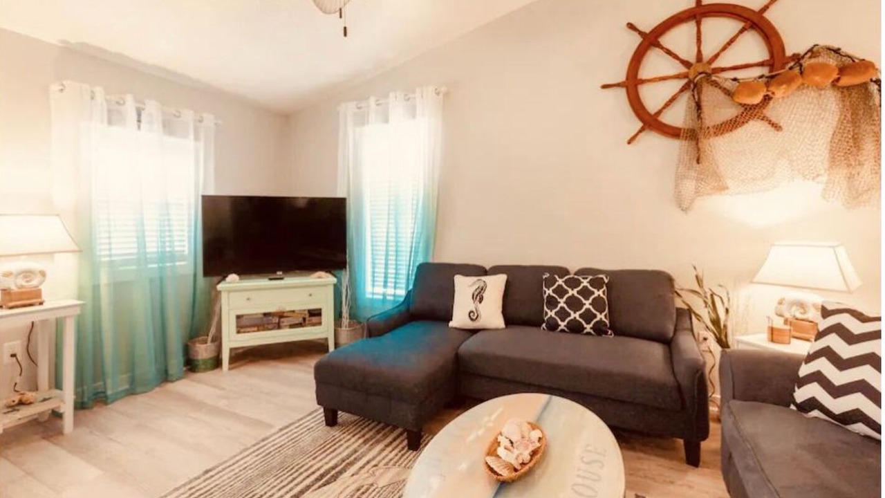 Photo of Livingroom in Bayou Oaks