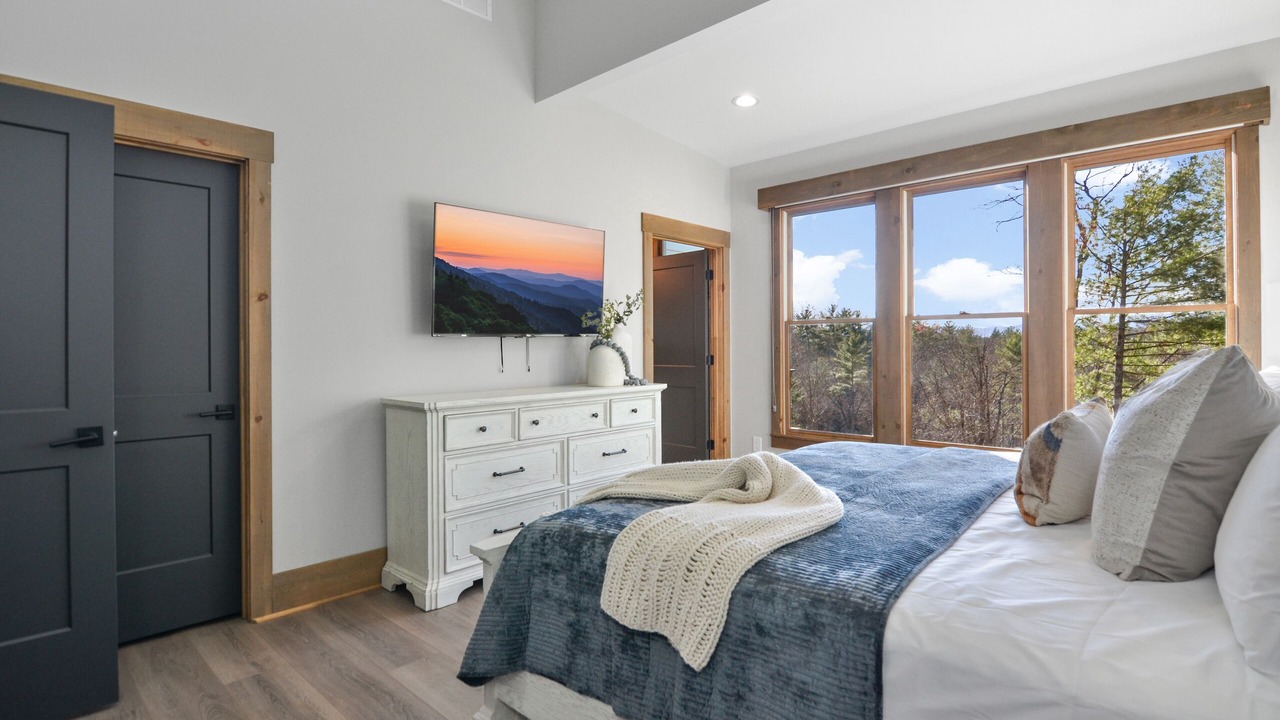 Photo of Bedroom in Ellijay