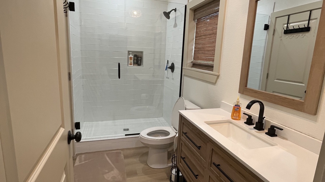 Photo of Bathroom in Eureka Springs