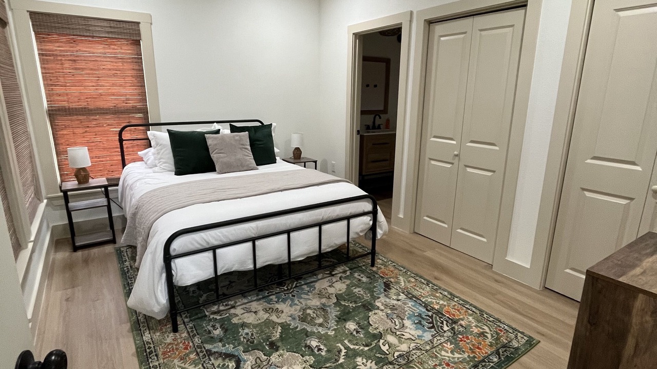 Photo of Bedroom in Eureka Springs