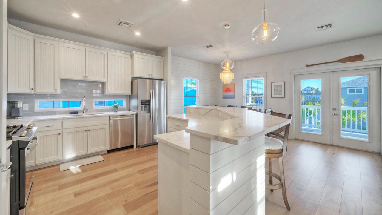 Photo of Kitchen in Leeward Sands