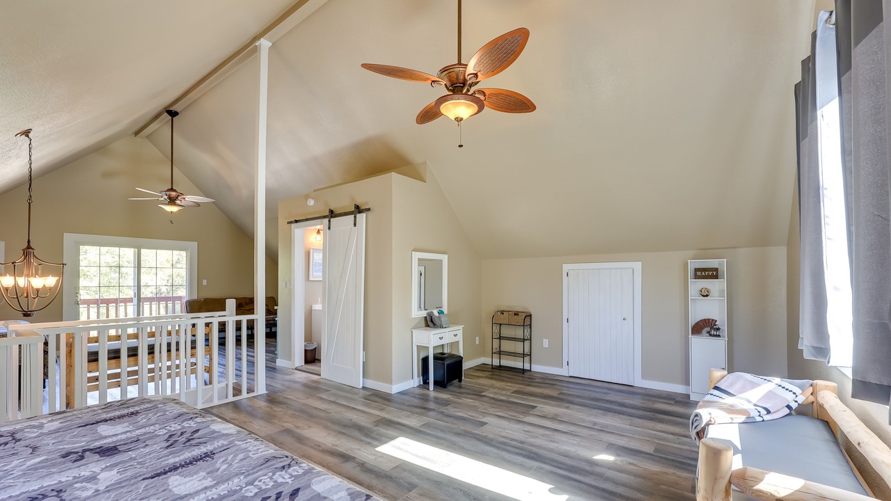 Photo of Bedroom in Mount Ida