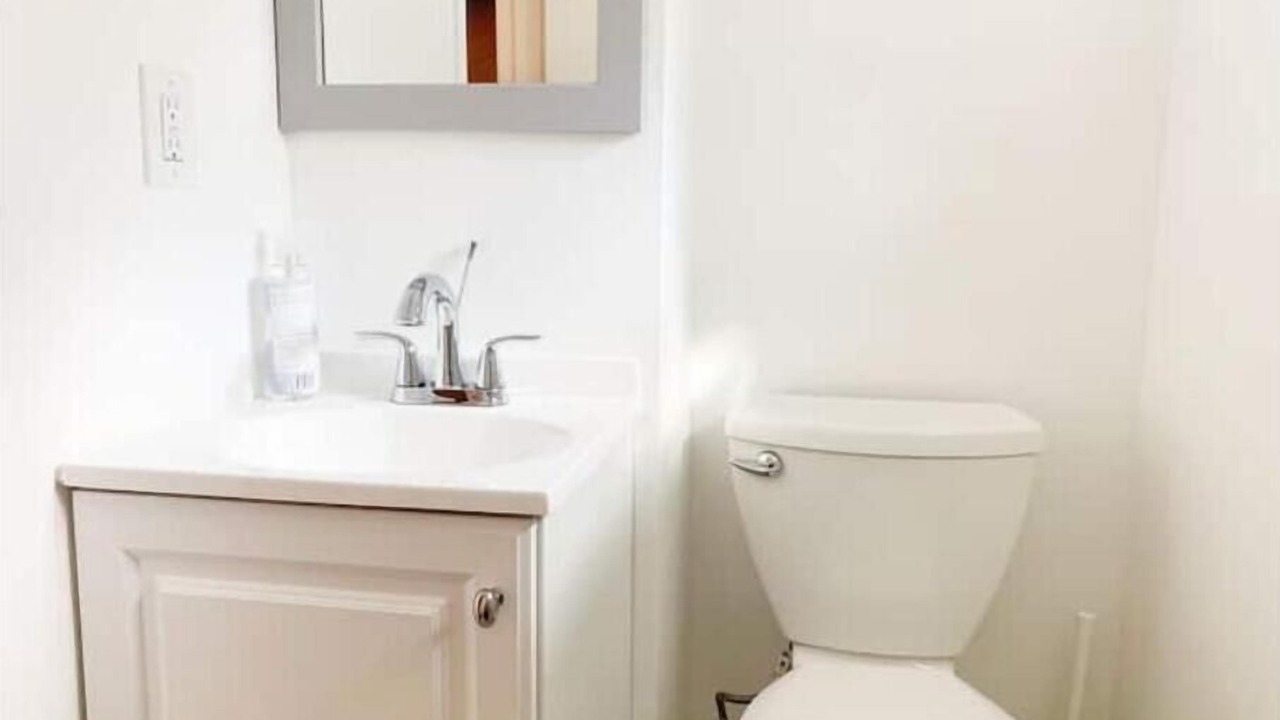 Photo of Bathroom in Weequahic