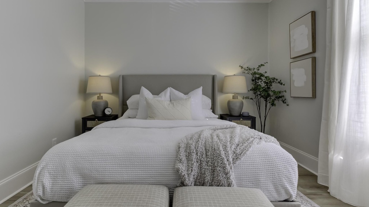 Photo of Bedroom in New Pathways