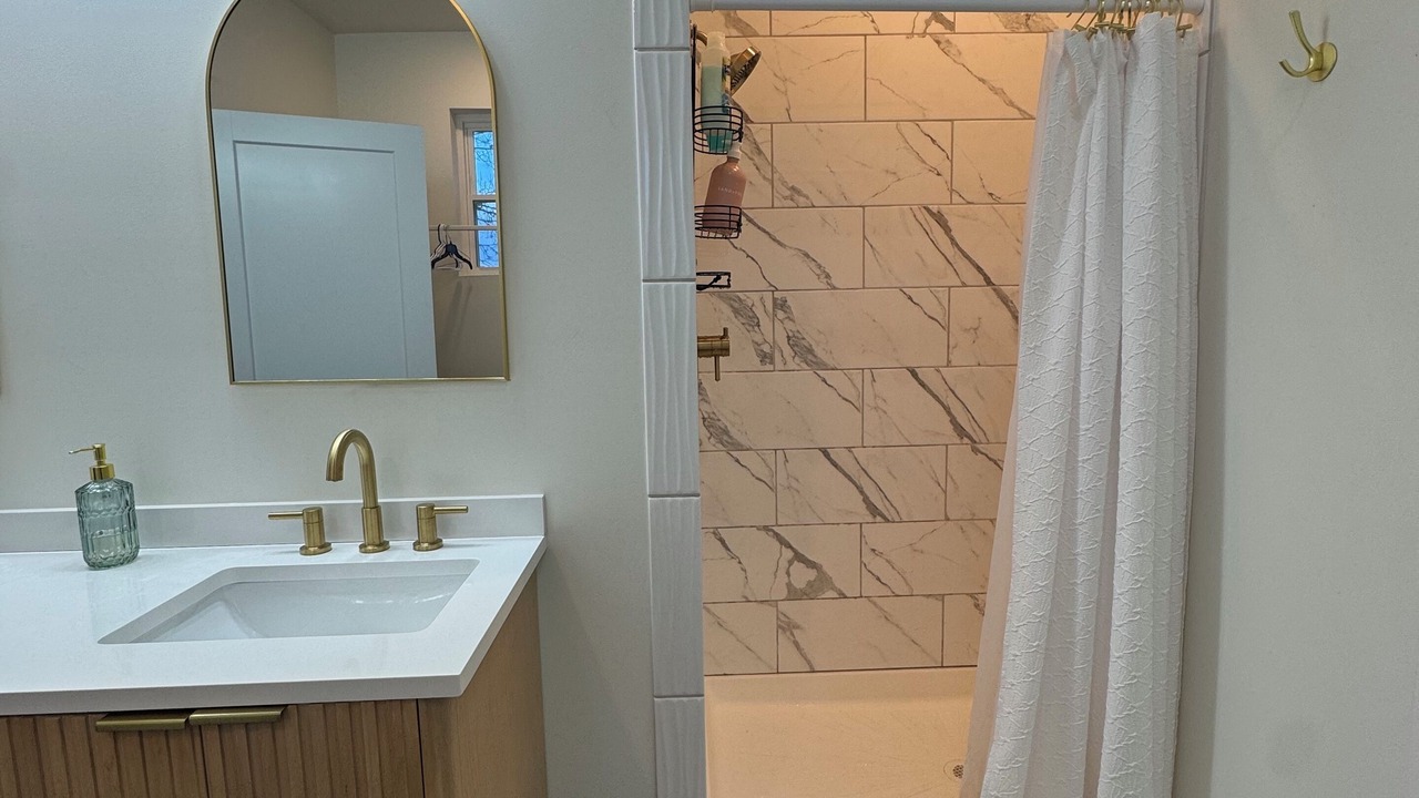 Photo of Bathroom in Dickson
