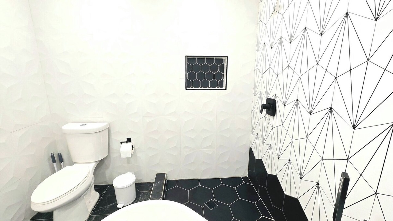 Photo of Bathroom in Central Escondido