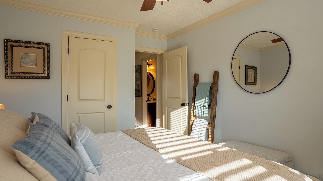 Photo of Bedroom in Jackson