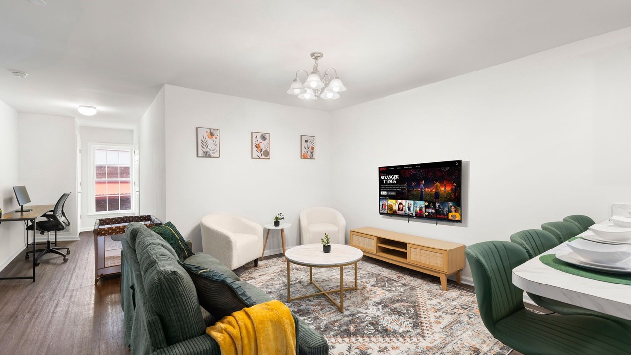 Photo of Livingroom in Newark