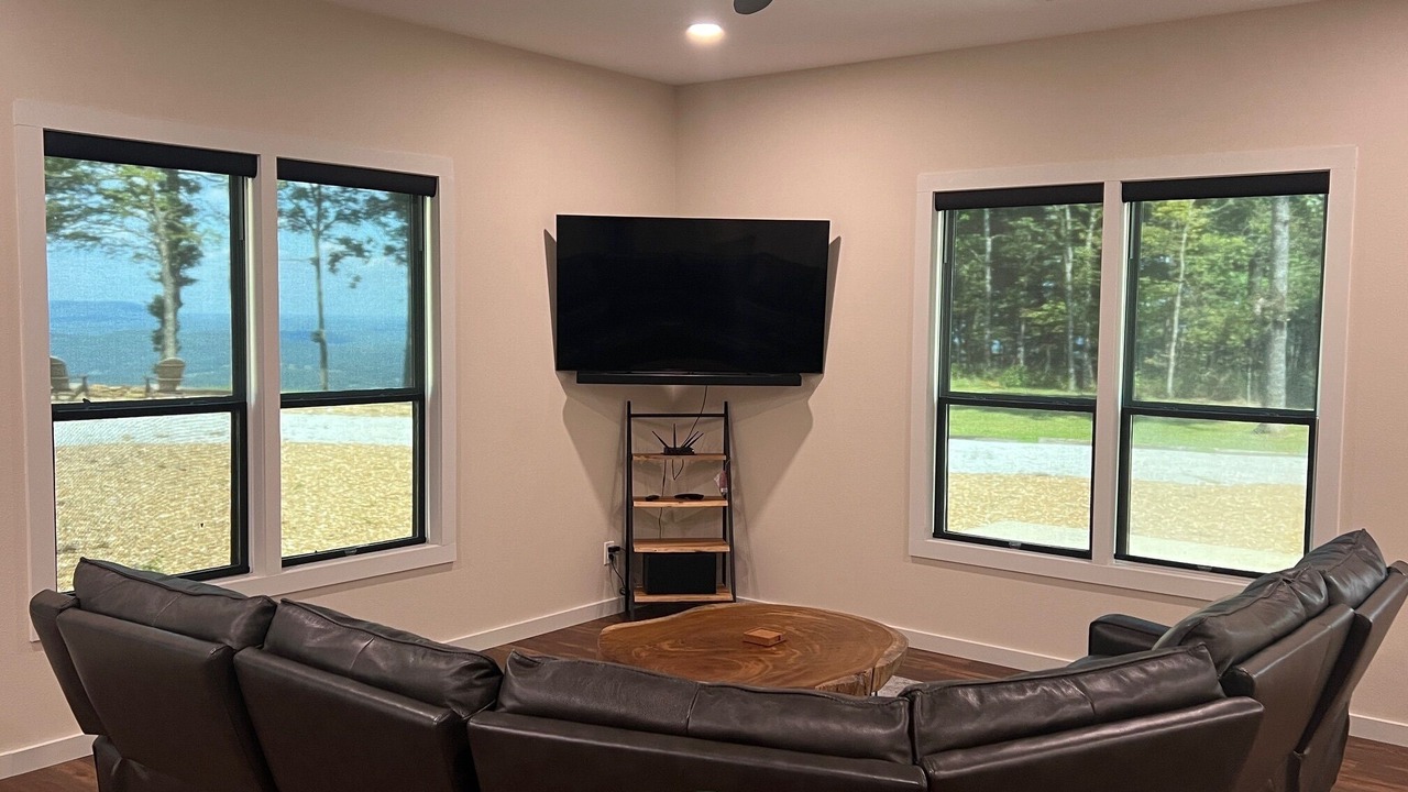 Photo of Livingroom in Jasper