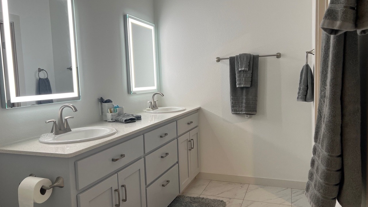 Photo of Bathroom in Jasper