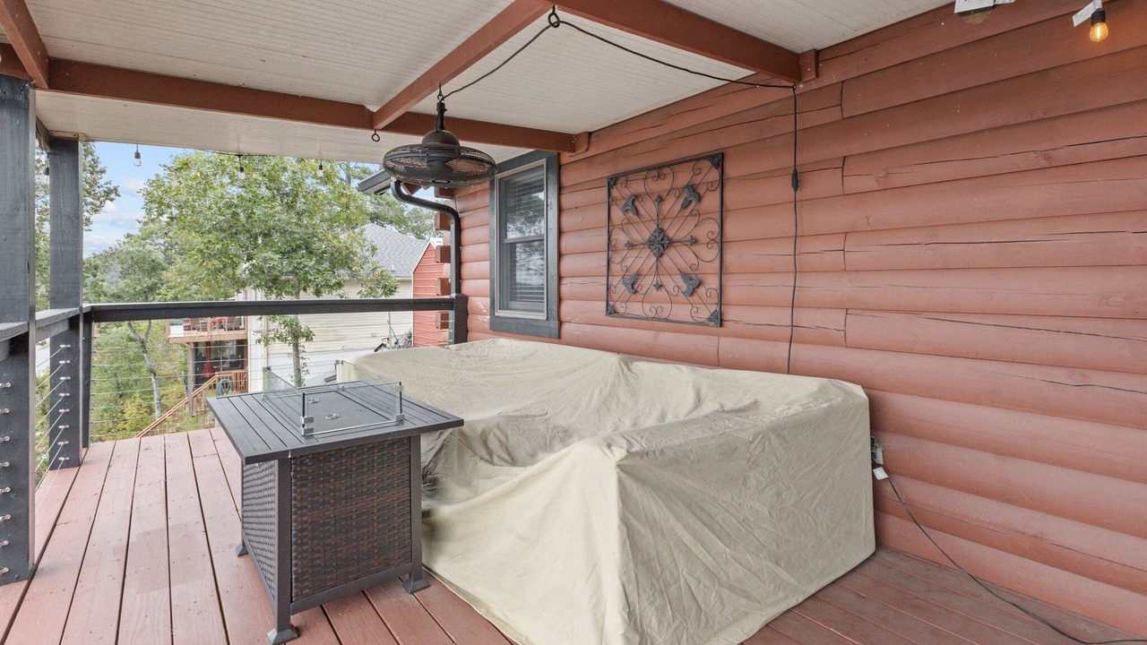 Photo of Patio Balcony in Jones Mills