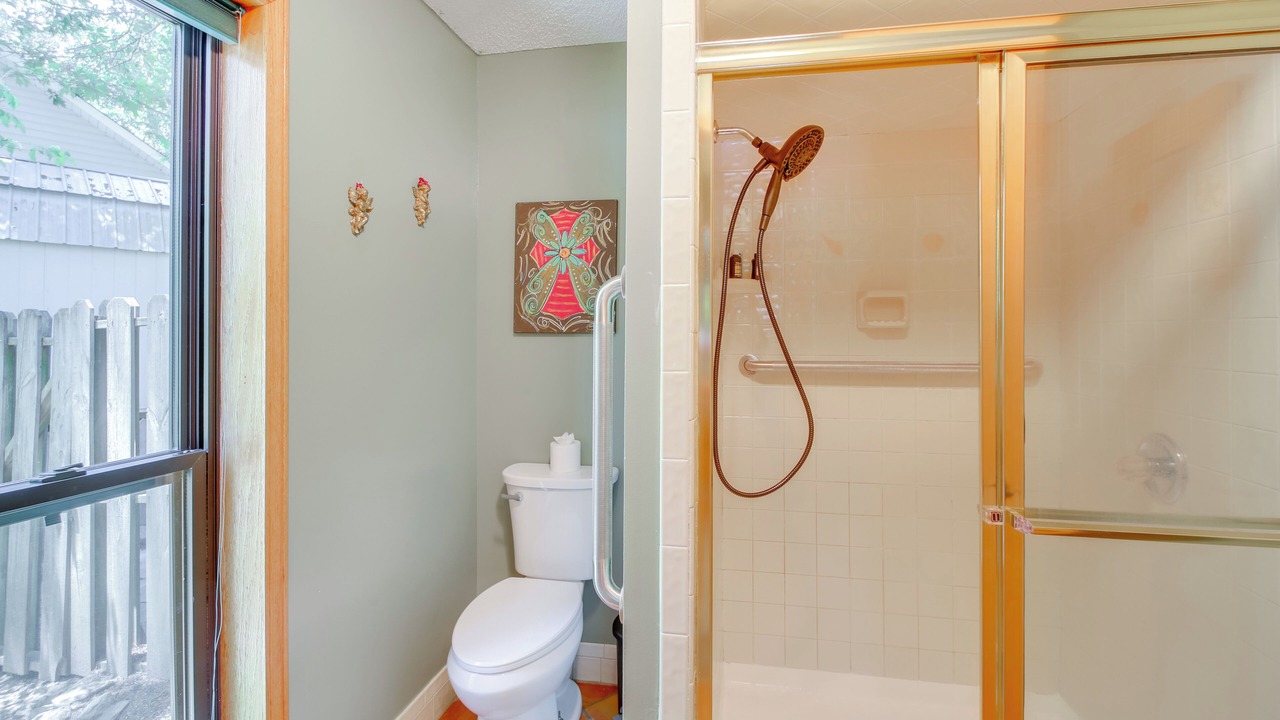 Photo of Bathroom in Mid America