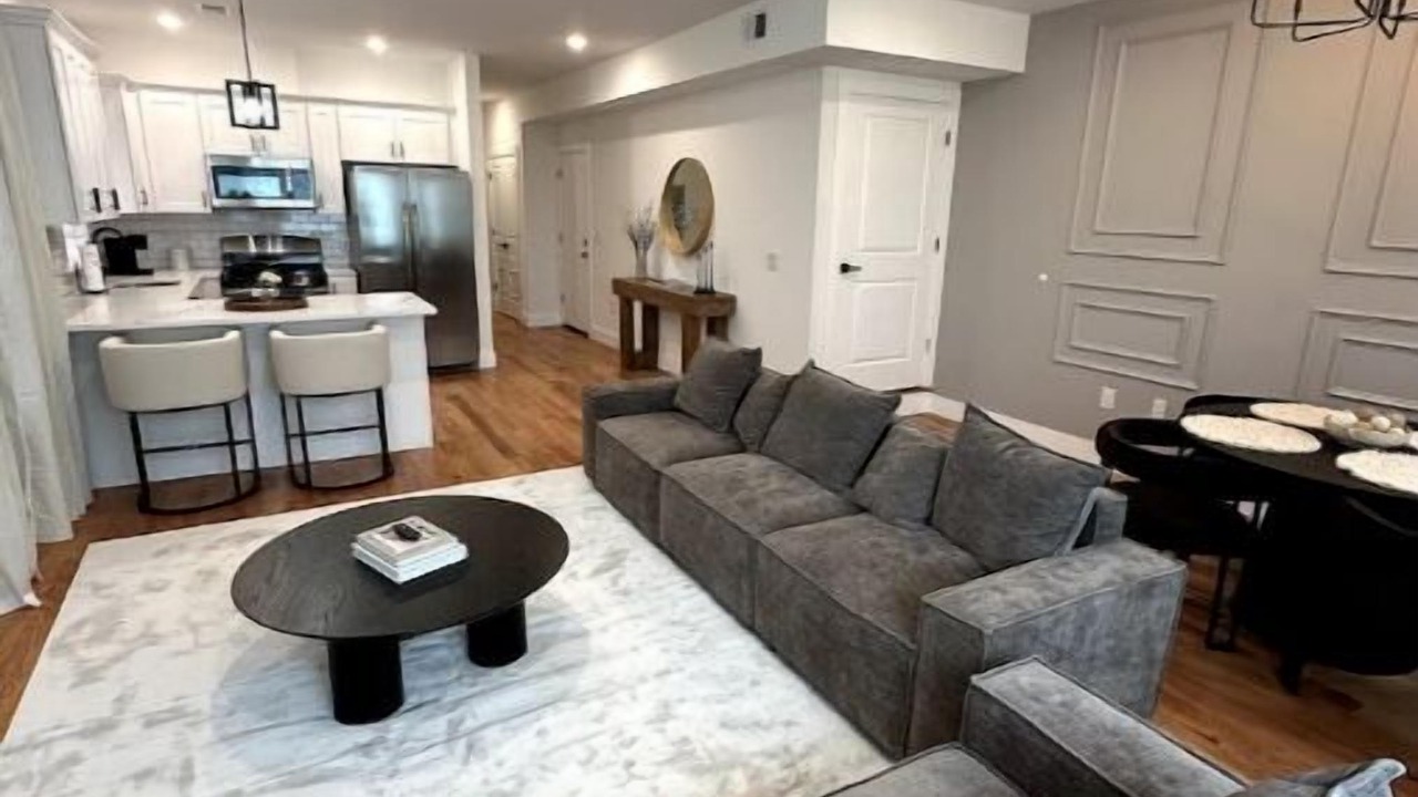Photo of Livingroom in Newark