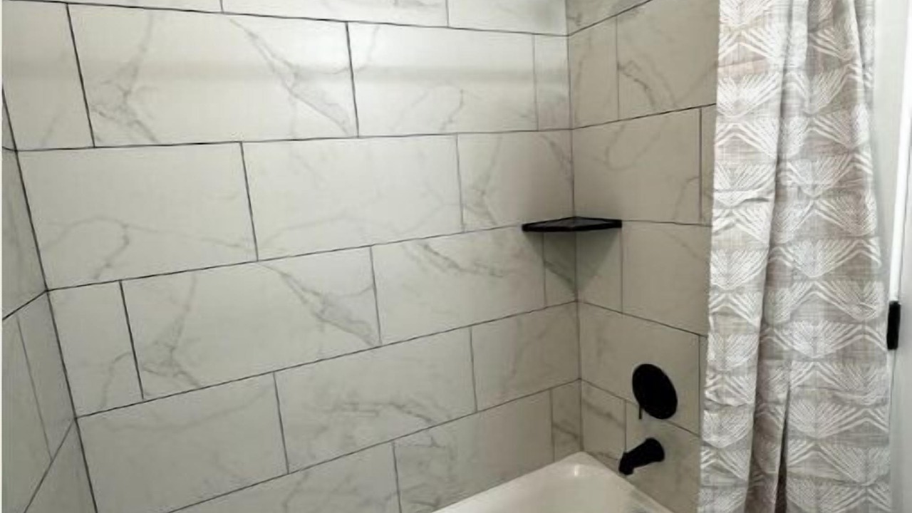 Photo of Bathroom in Newark