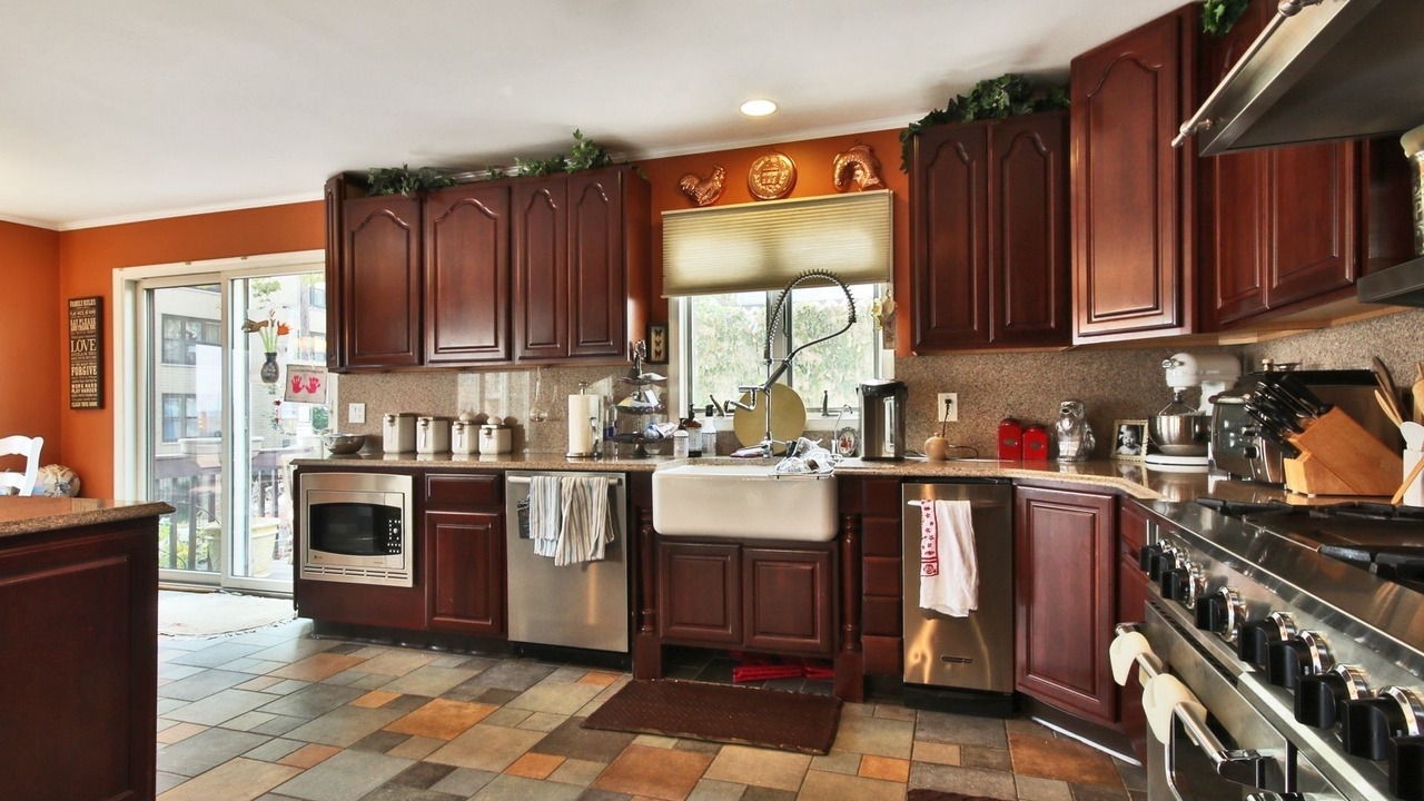 Photo of Kitchen in Guttenberg