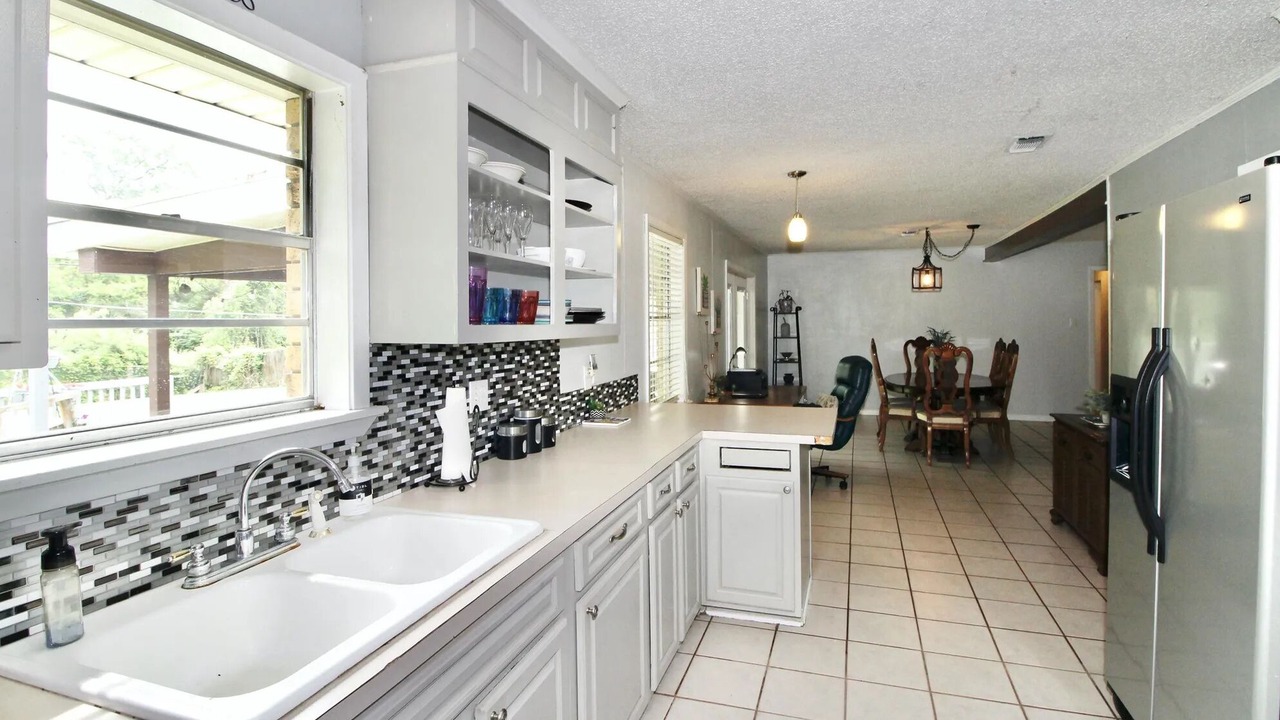 Photo of Kitchen in Claiborne