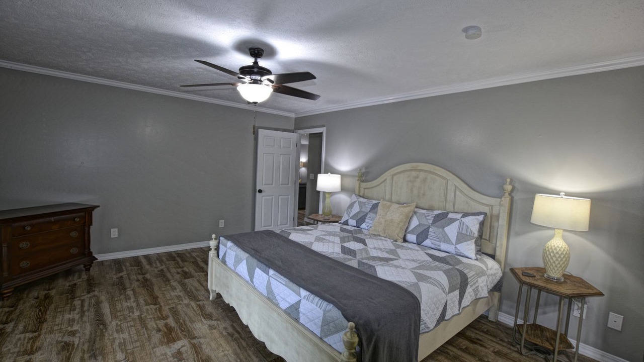 Photo of Bedroom in Harrison