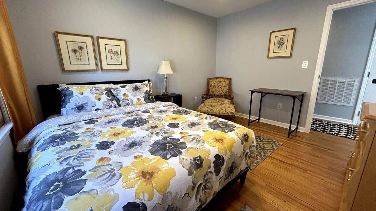 Photo of Bedroom in Lyndhurst