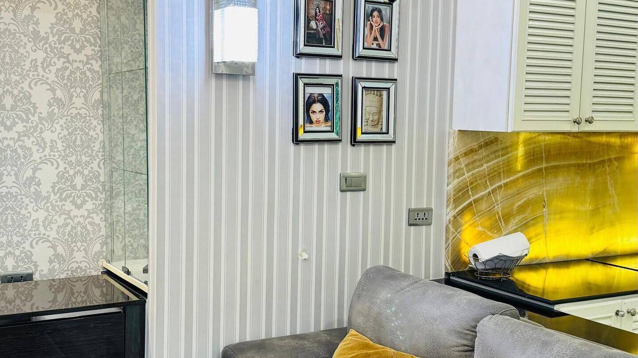 Photo of Livingroom in Jones Mills