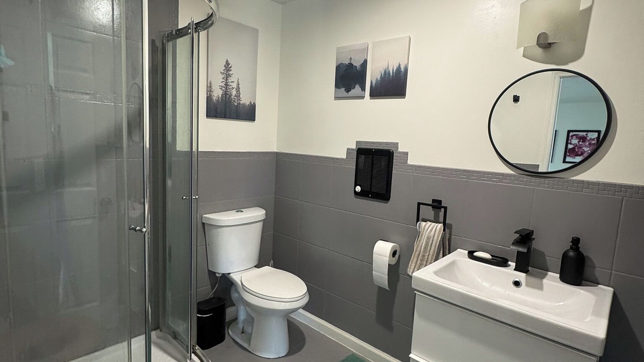Photo of Bathroom in Oakley