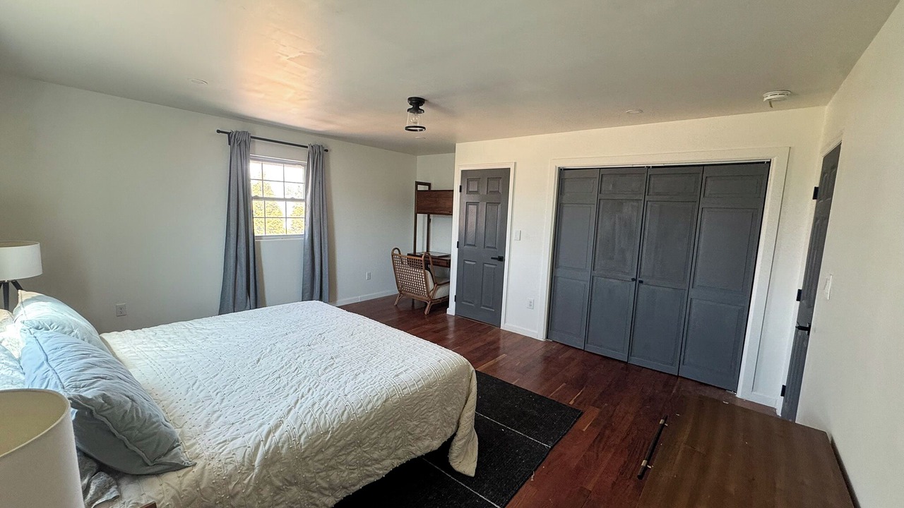 Photo of Bedroom in Oakley