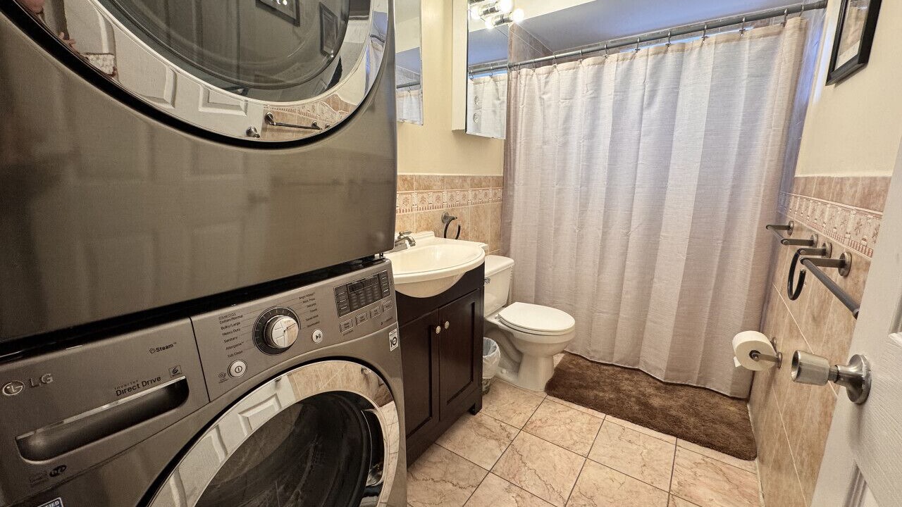 Photo of Bathroom in Union City