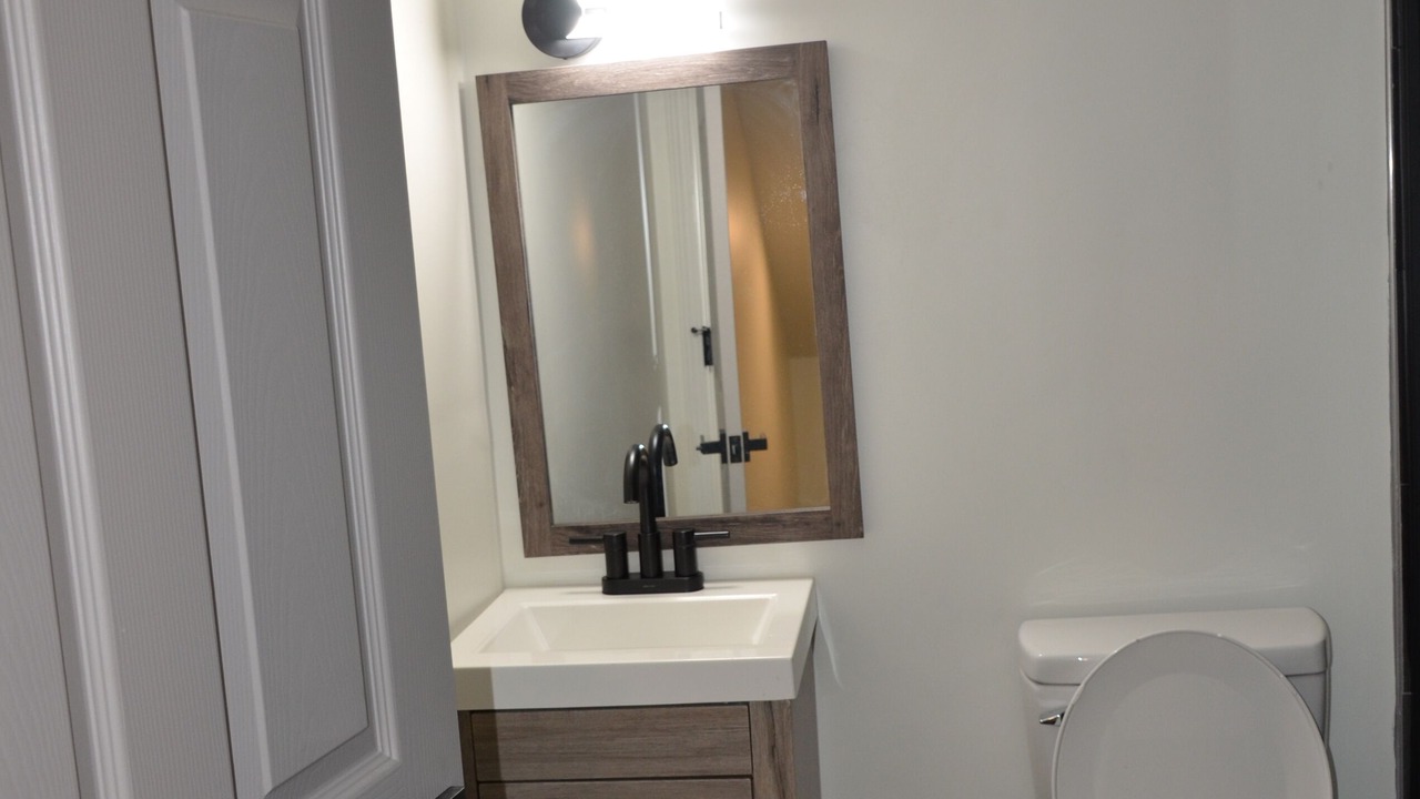 Photo of Bathroom in East Memphis