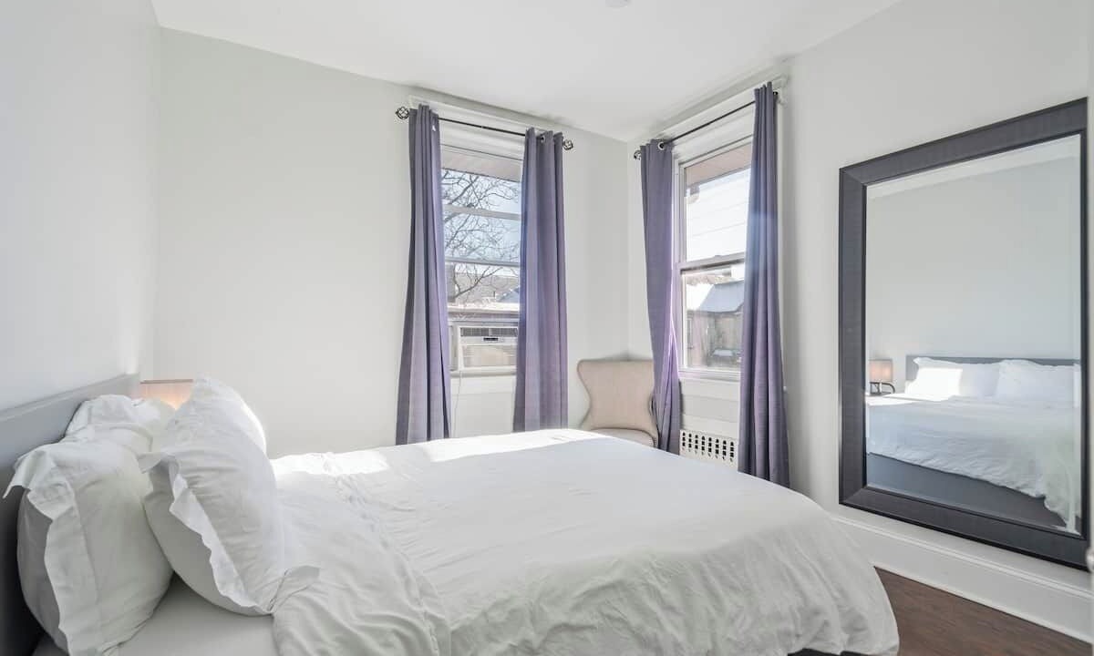 Photo of Bedroom in North Bergen