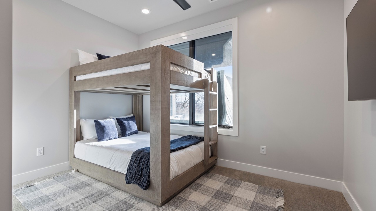 Photo of Bedroom in Hideout