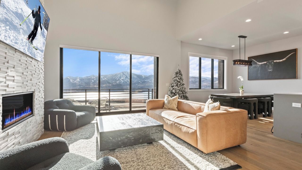 Photo of Livingroom in Hideout