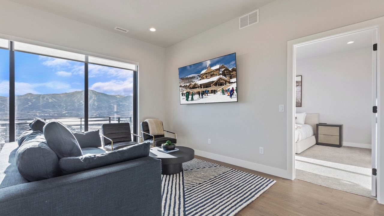 Photo of Livingroom in Hideout
