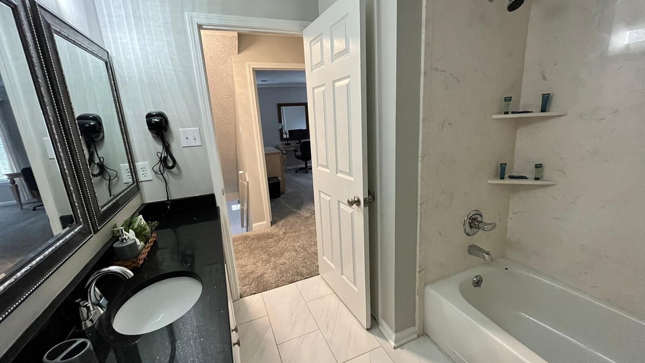 Photo of Bathroom in Cordova