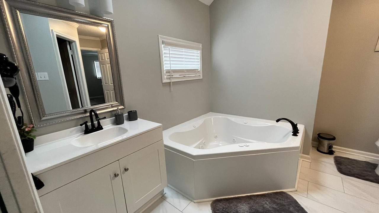 Photo of Bathroom in Cordova