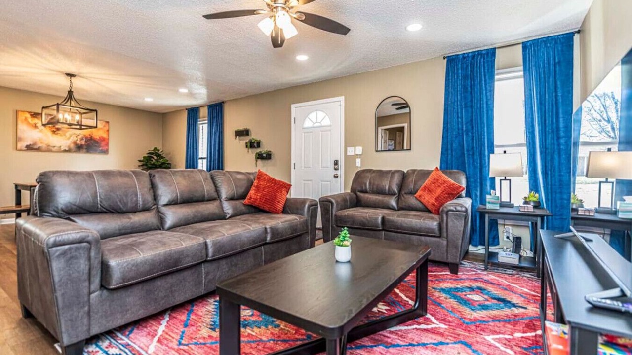 Photo of Livingroom in Covington