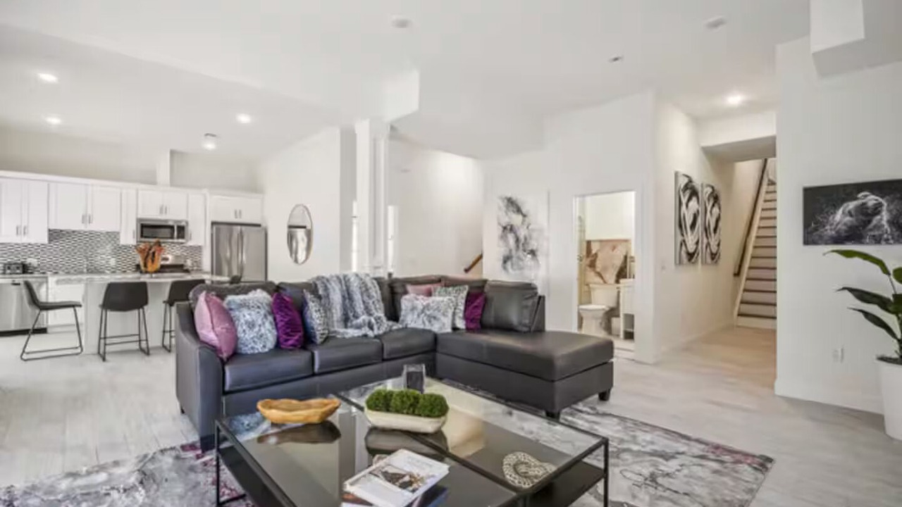 Photo of Livingroom in Kearny