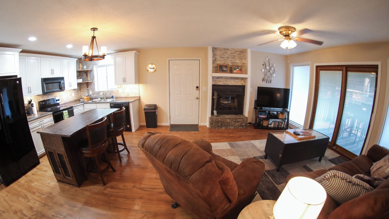 Photo of Livingroom in Village of Four Seasons