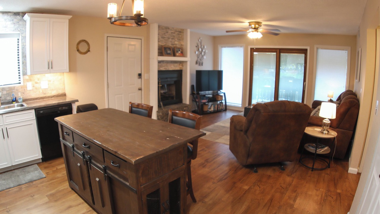 Photo of Livingroom in Village of Four Seasons